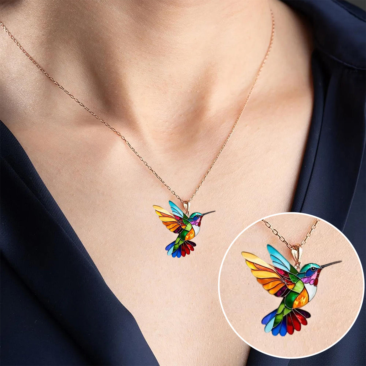 Magnifique collier avec motif colibri