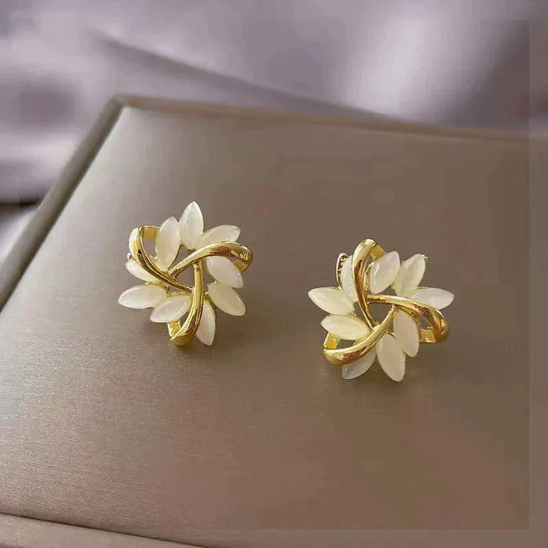 Sonja – Boucles d’oreilles luxe à opale blanche
