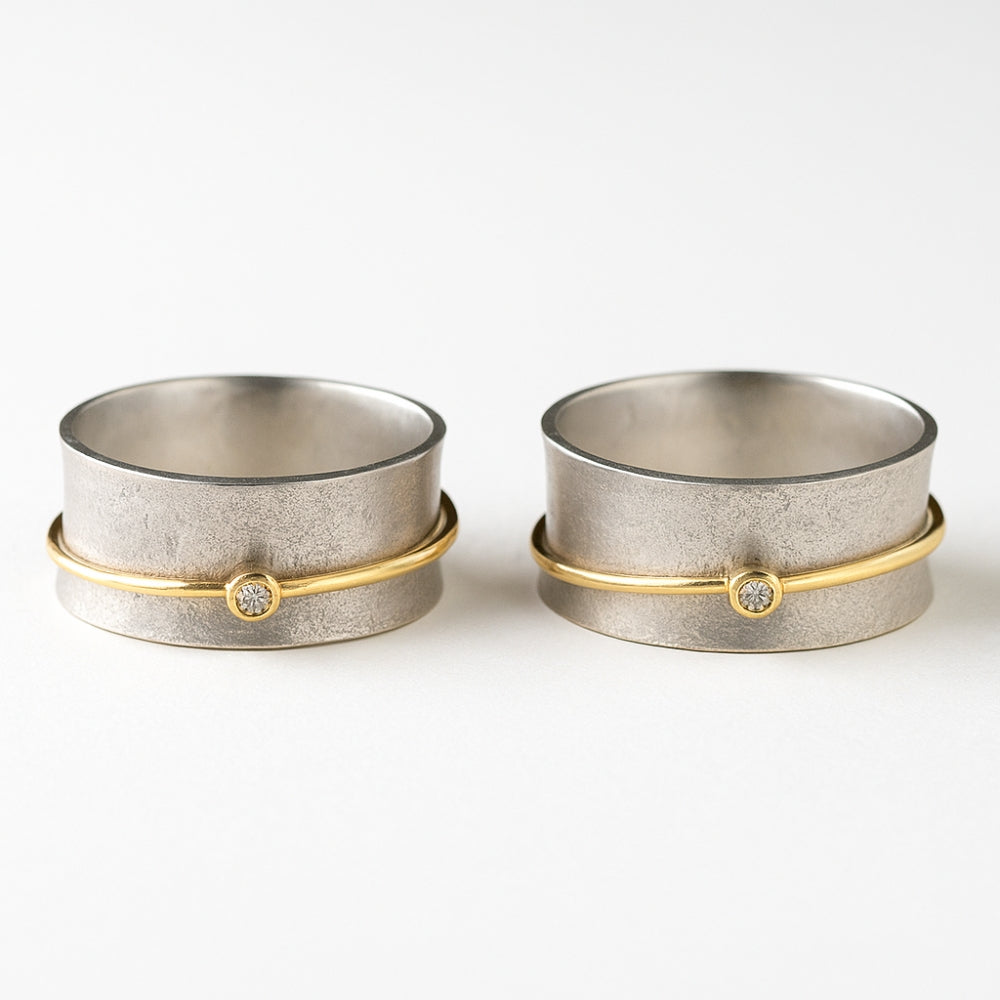 Bague vintage en argent avec zircone dorée