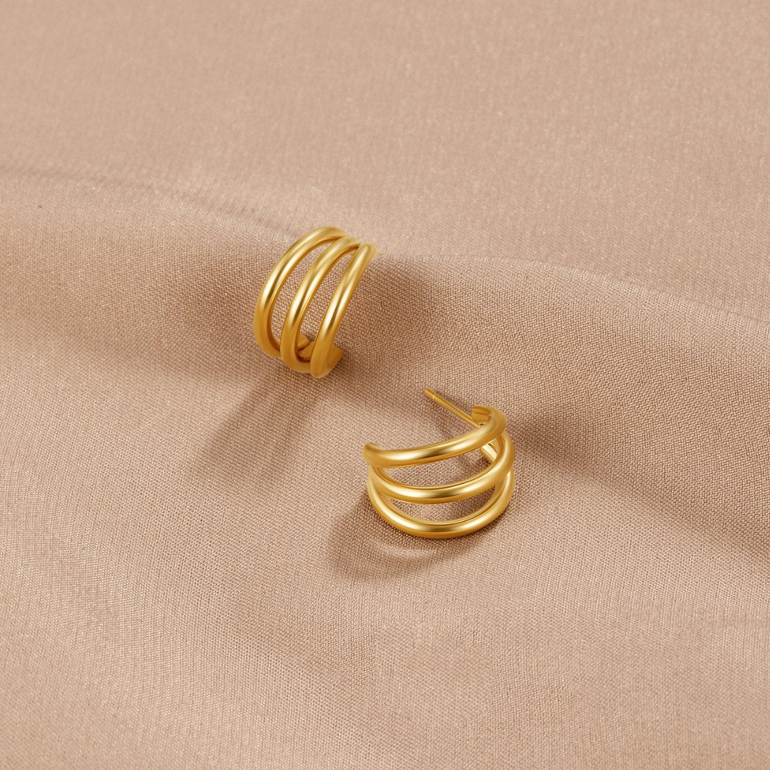 Boucles d’oreilles Ana Triple en or