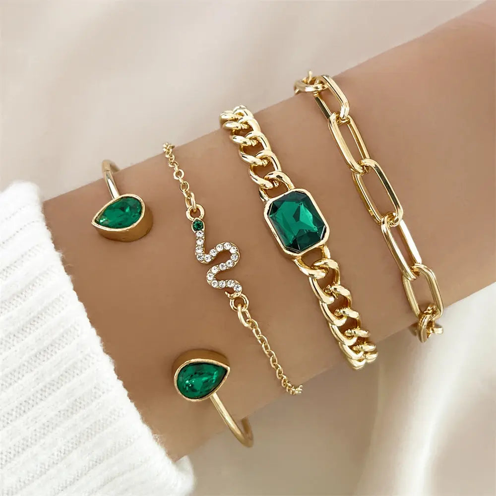 Lot de bracelets avec cristaux verts