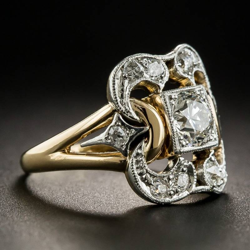Bague classique en or avec zircone vintage