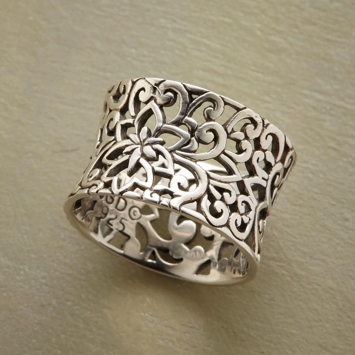 Bonnie - Bague creuse vintage en argent