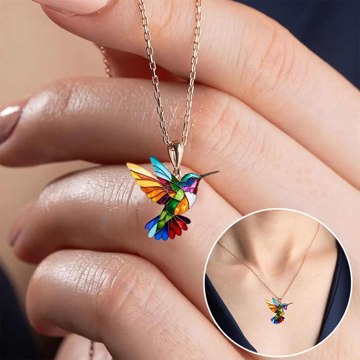 Magnifique collier avec motif colibri