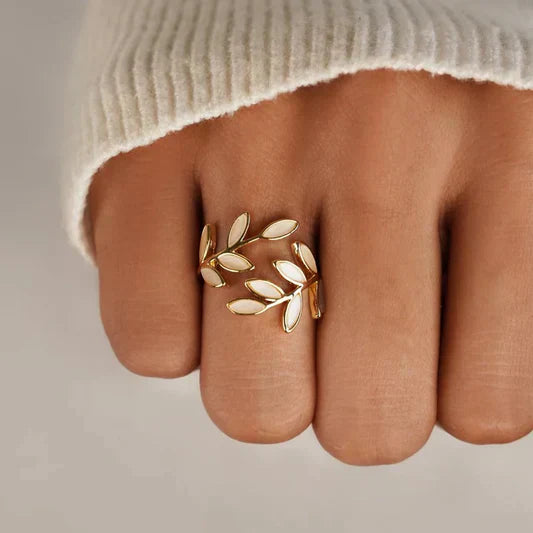 Pure - Bague ajustable en opale blanche