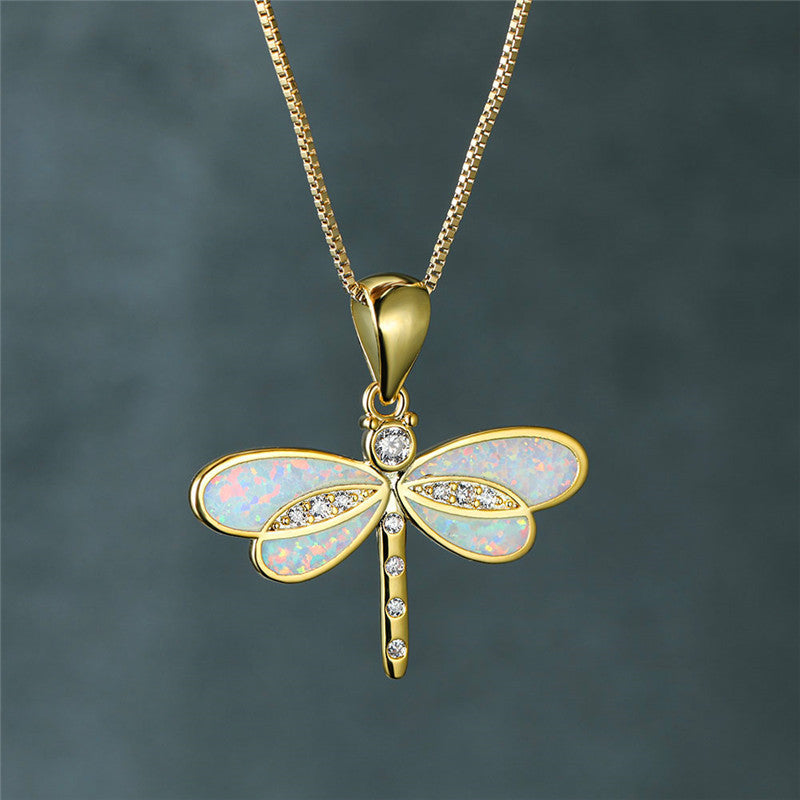 Collier libellule en or avec opale