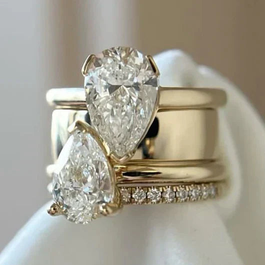 Bague vintage à double zircone en pendentif